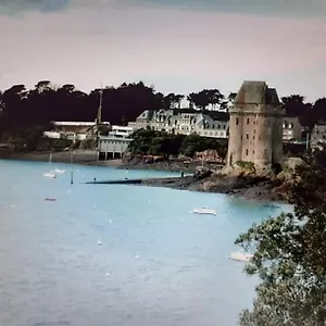 Escapades Marines , Saint-Malo France